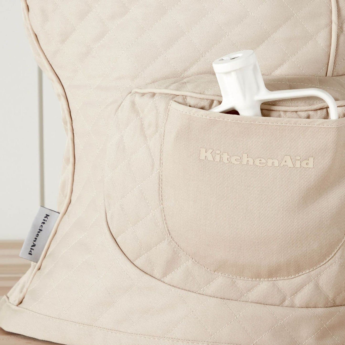 KITCHENAID Fitted Tilt-Head Solid Stand Mixer Cover with Storage Pocket, Quilted 100% Cotton, Milkshake, 14.4"x18"x10"